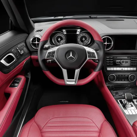 Mercedes-Benz em atendimento